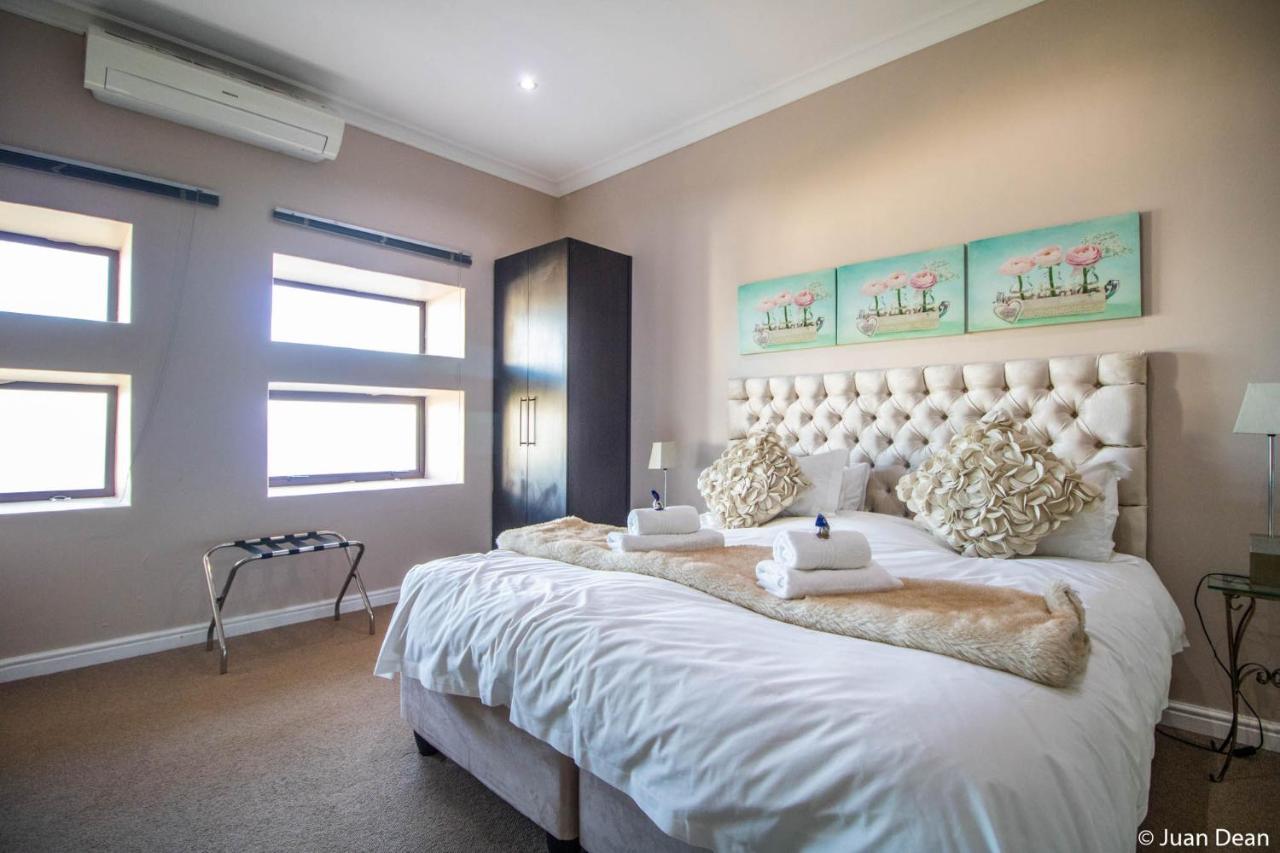 Aqua Terra Boutique Guesthouse Simonʼs Town Esterno foto